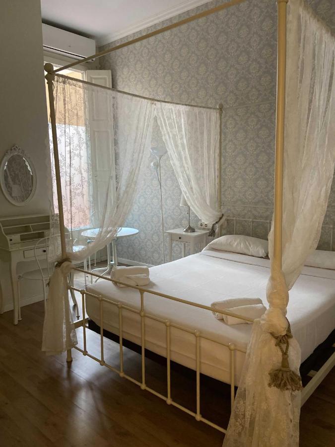 Lumine Luxury Suites By Gaiarooms บาร์เซโลนา ภายนอก รูปภาพ
