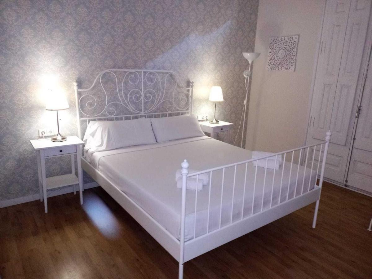Lumine Luxury Suites By Gaiarooms บาร์เซโลนา ภายนอก รูปภาพ