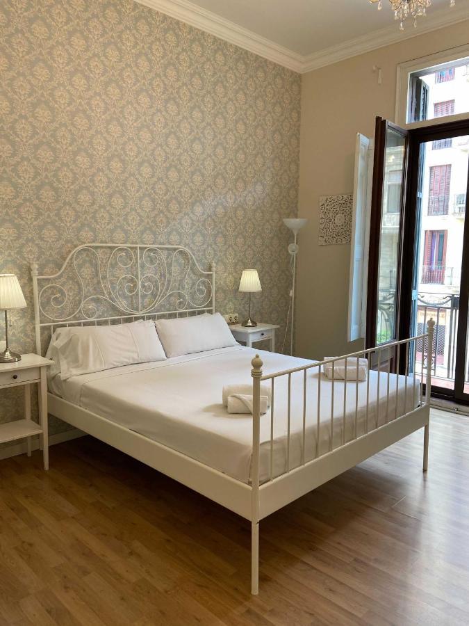 Lumine Luxury Suites By Gaiarooms บาร์เซโลนา ภายนอก รูปภาพ