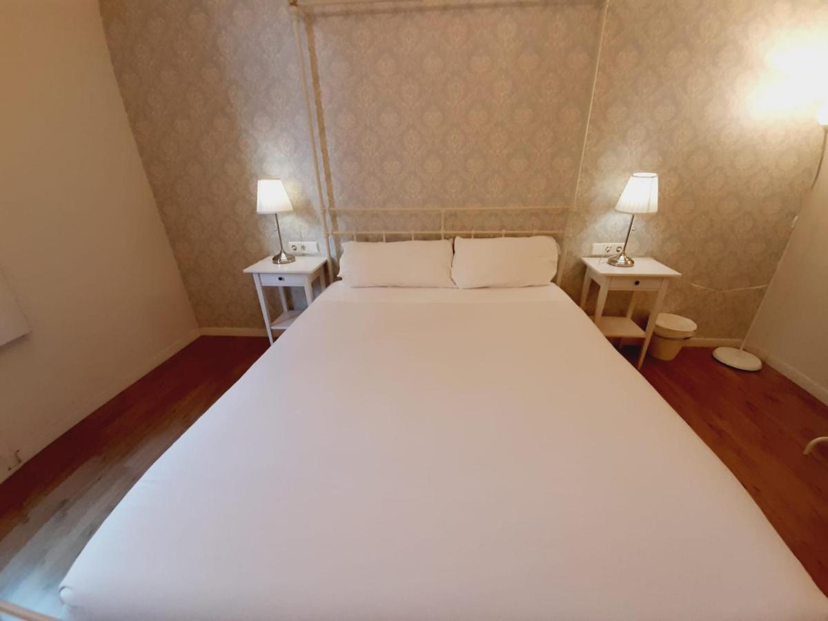 Lumine Luxury Suites By Gaiarooms บาร์เซโลนา ภายนอก รูปภาพ