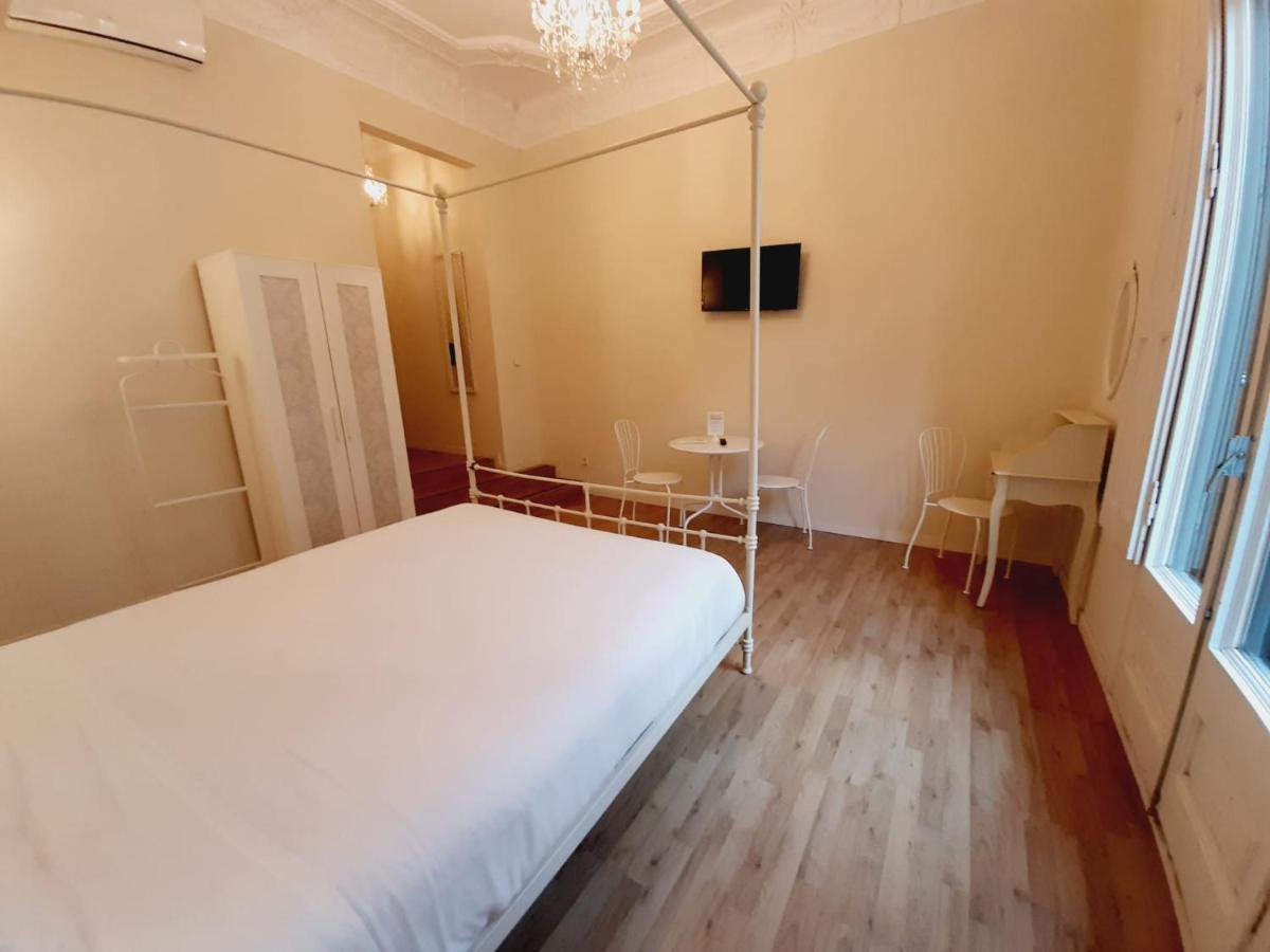 Lumine Luxury Suites By Gaiarooms บาร์เซโลนา ภายนอก รูปภาพ