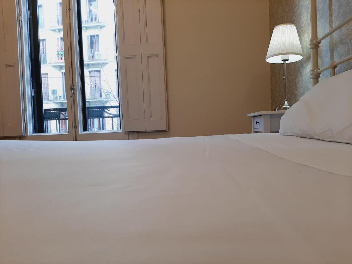 Lumine Luxury Suites By Gaiarooms บาร์เซโลนา ภายนอก รูปภาพ